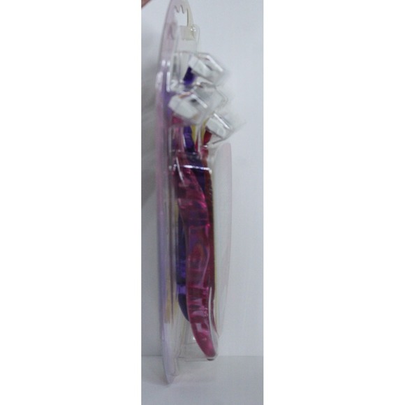 Bic Miss SOLEIL Razor- 3 Blades per Razor, 4 Razor Each SEALED Unopened Item - Picture 2 of 9